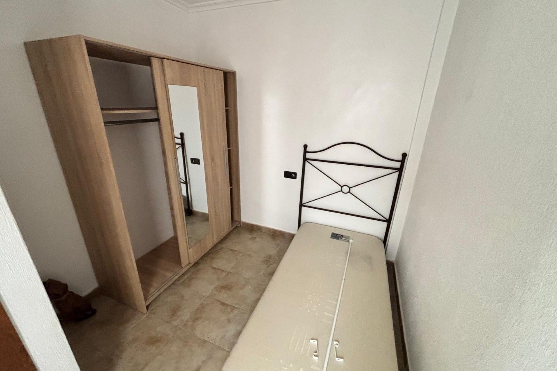 Revente - Mitoyenne -
Guardamar del Segura - Urbanizaciones