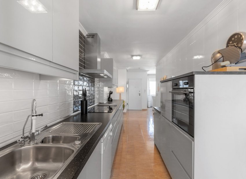 Revente - Penthouse -
Orihuela Costa - Villamartín