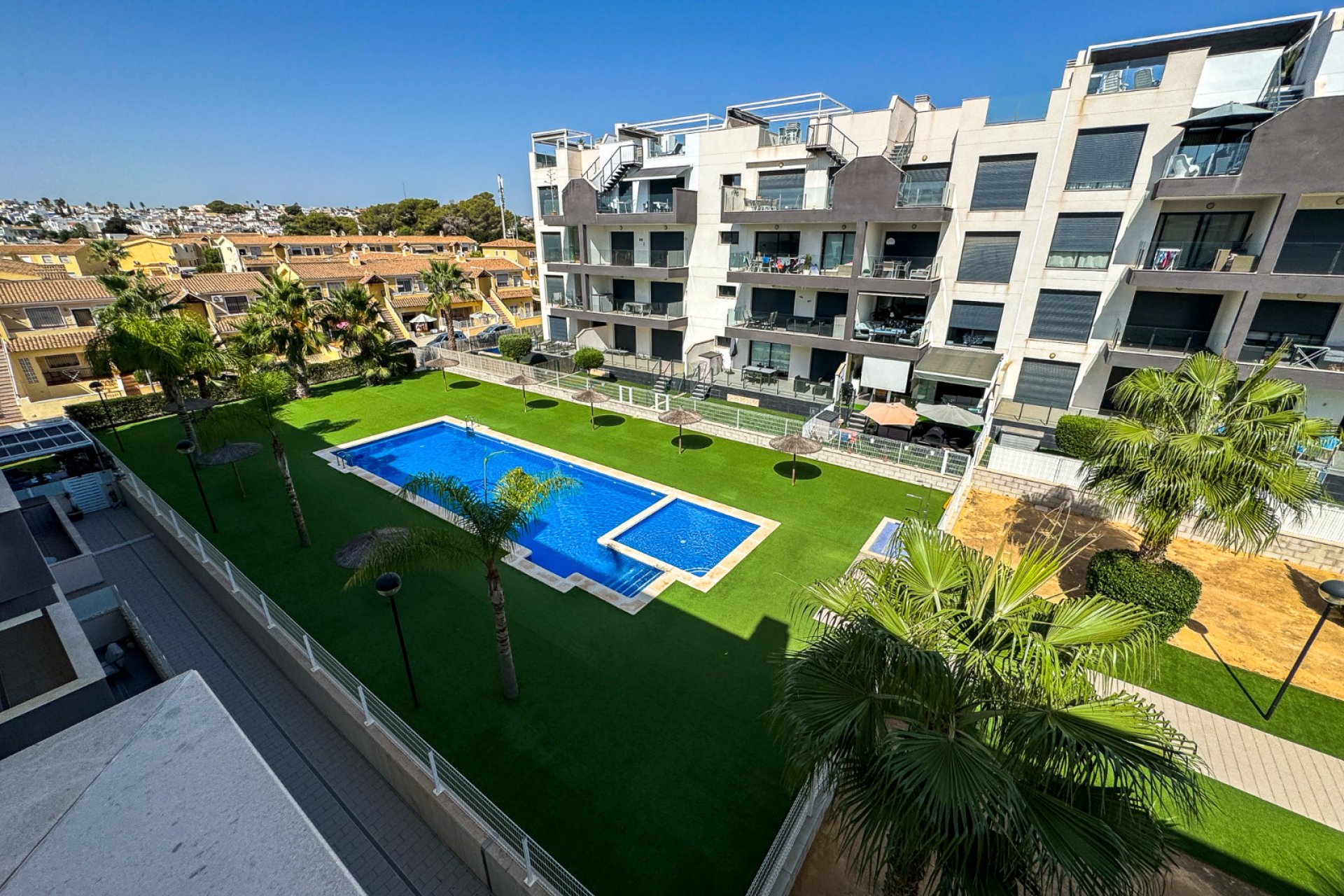 Revente - Penthouse -
Orihuela Costa - Villamartín