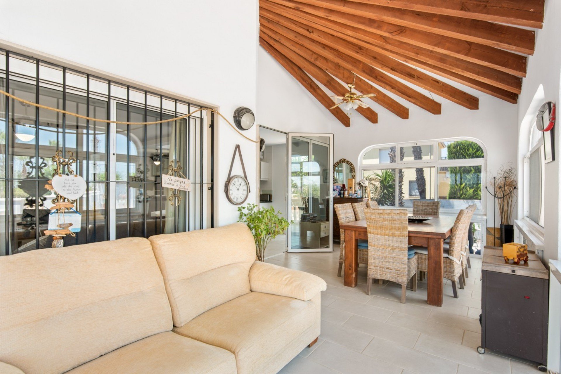 Revente - Propriété à la campagne -
Catral