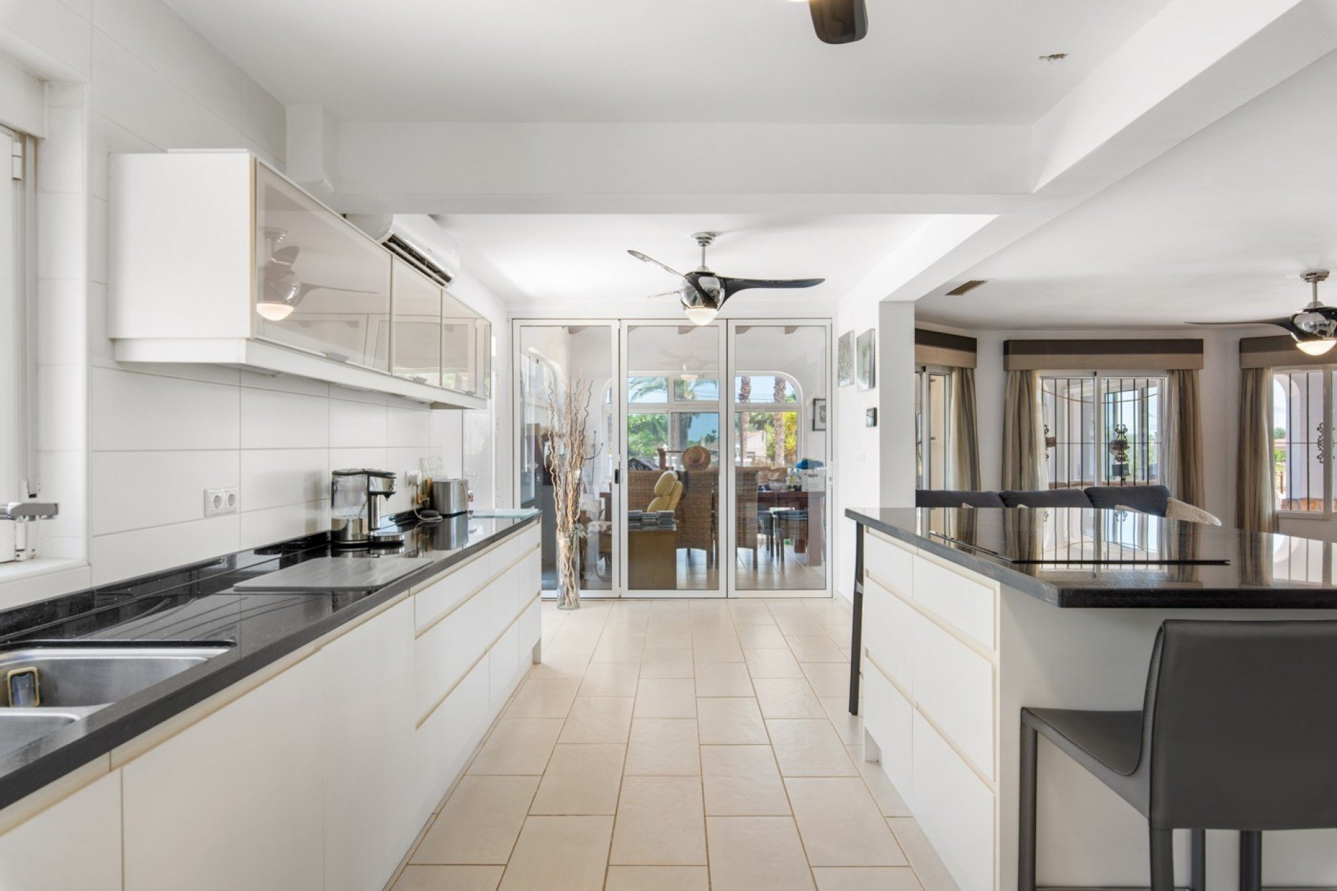 Revente - Propriété à la campagne -
Catral