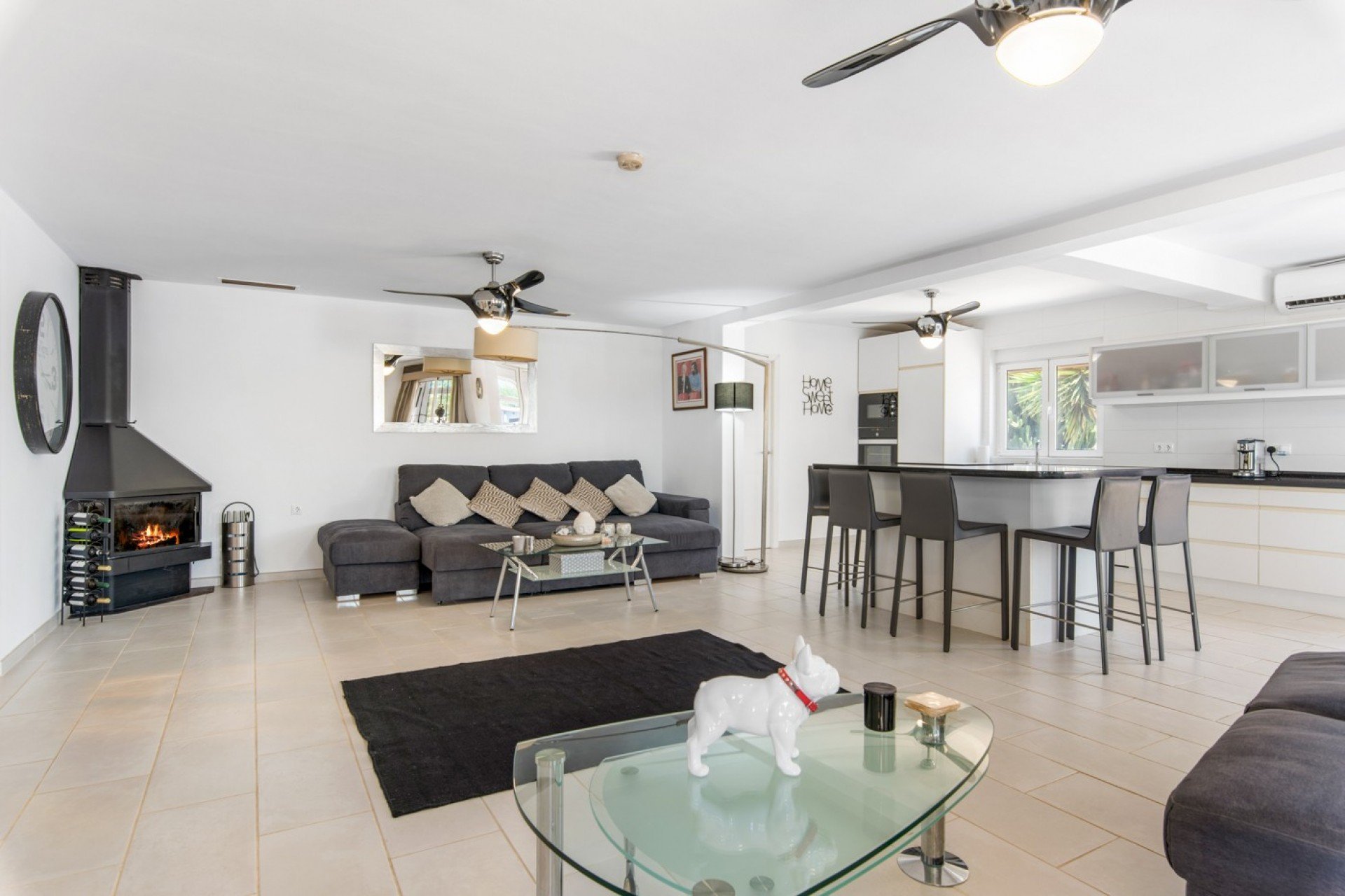 Revente - Propriété à la campagne -
Catral