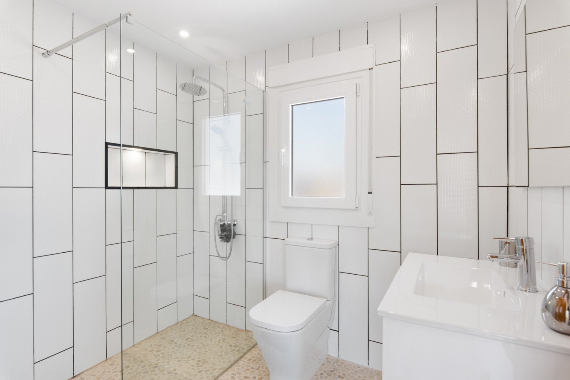 Revente - Propriété à la campagne -
Catral