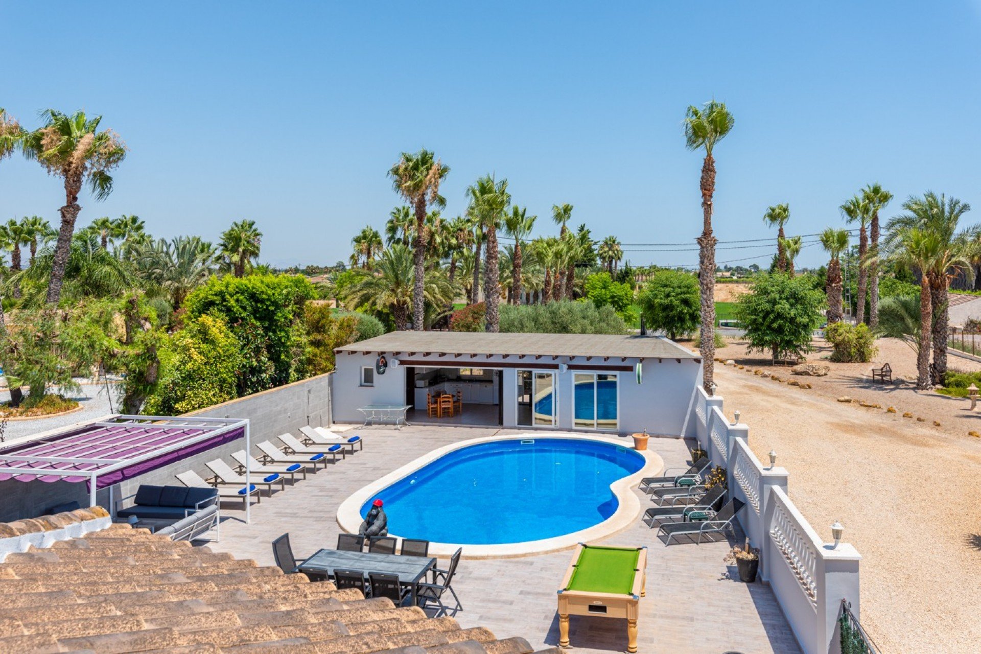 Revente - Propriété à la campagne -
Catral