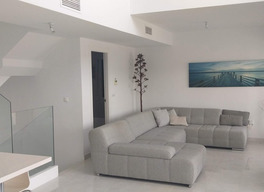 Revente - Villa -
Gran Alacant