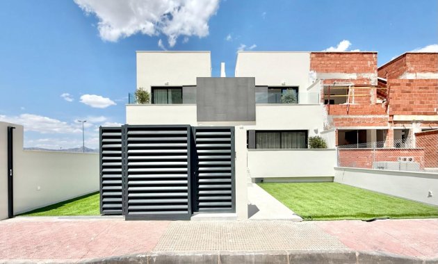 Town House - New Build - Cox - San Fernando