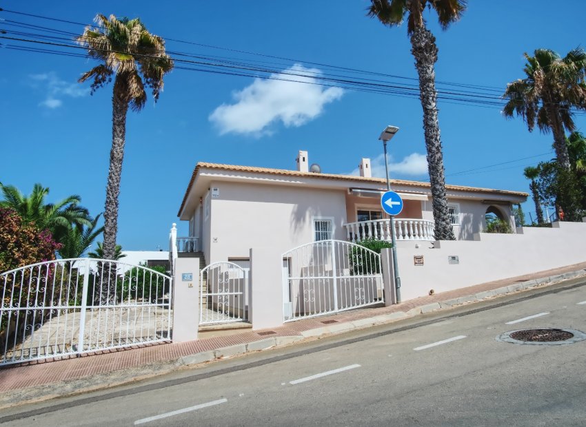 Verhuur Korte Termijn - Vrijstaande woning / Villa -
Ciudad Quesada - Rojales - Ciudad Quesada
