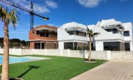 Villa - Nouvelle construction -
            Pilar de la Horadada - RG-60227