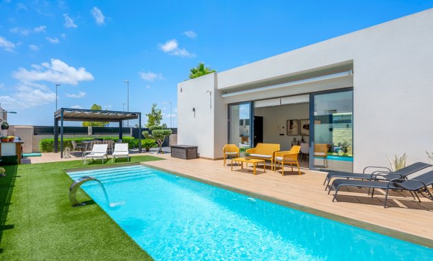 Vrijstaande woning / Villa - Herverkoop - Benijofar -
                Benijofar