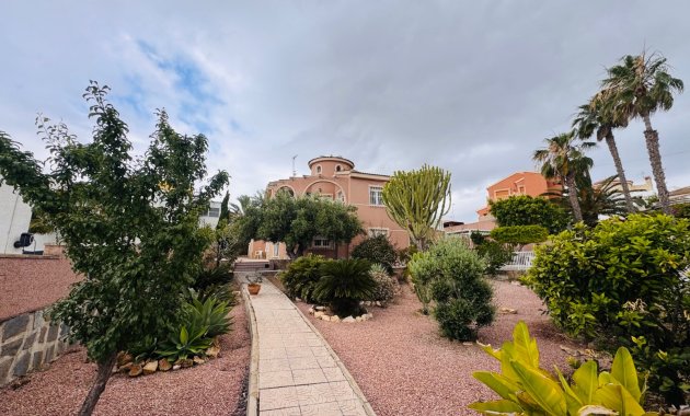 Vrijstaande woning / Villa - Herverkoop - Ciudad Quesada - Rojales - Ciudad Quesada