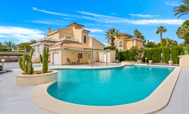 Vrijstaande woning / Villa - Herverkoop - Ciudad Quesada - Rojales -
                Ciudad Quesada