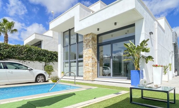 Vrijstaande woning / Villa - Herverkoop - Ciudad Quesada - Rojales -
                Rojales