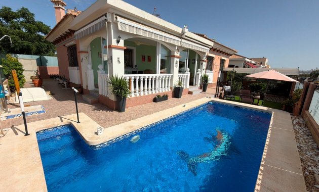 Vrijstaande woning / Villa - Herverkoop - Los Montesinos - La Herrada