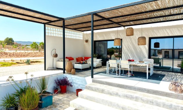 Vrijstaande woning / Villa - Herverkoop - Pinoso -
                Pinoso
