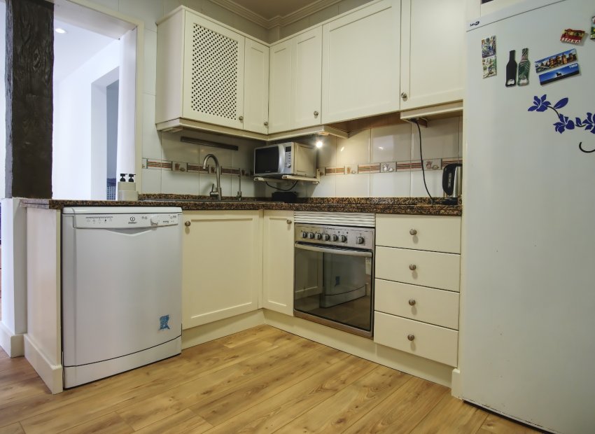 Wiederverkauf - 4. Semi-detached villa -
Orihuela Costa - Costa Blanca South