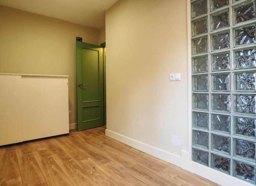 Wiederverkauf - 4. Semi-detached villa -
Orihuela Costa - Costa Blanca South