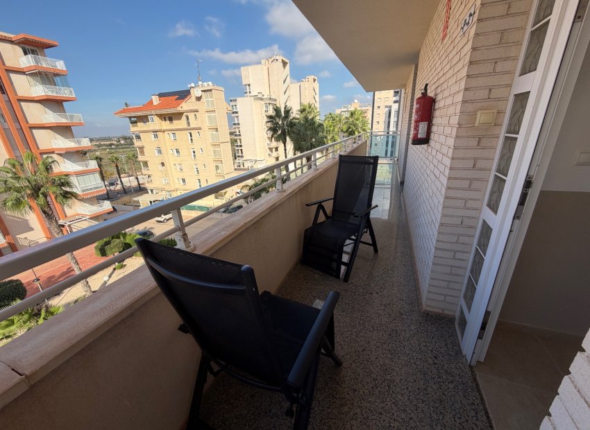 Wiederverkauf - Apartment -
Guardamar del Segura - Puerto