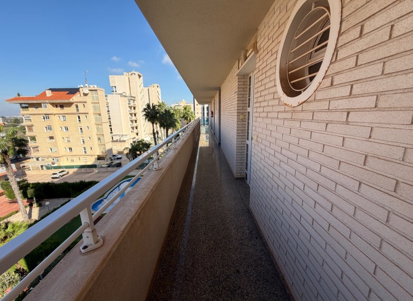 Wiederverkauf - Apartment -
Guardamar del Segura - Puerto