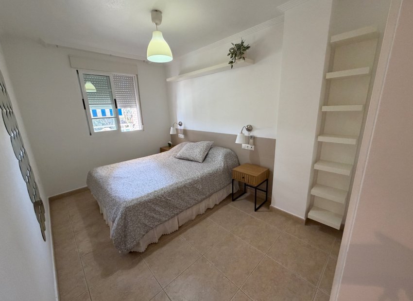 Wiederverkauf - Apartment -
Guardamar del Segura - Puerto