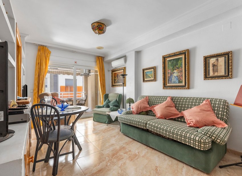 Wiederverkauf - Apartment -
La Mata - Playa