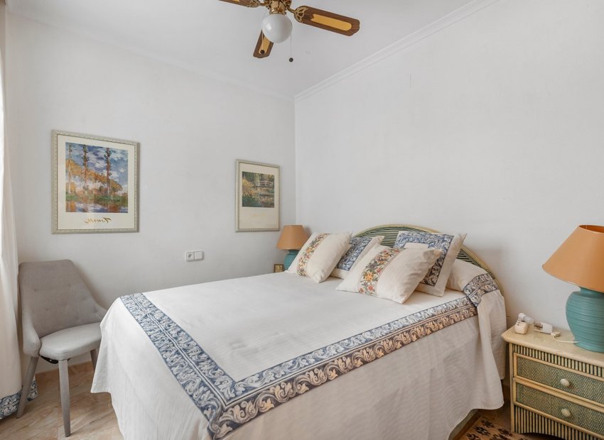 Wiederverkauf - Apartment -
La Mata - Playa