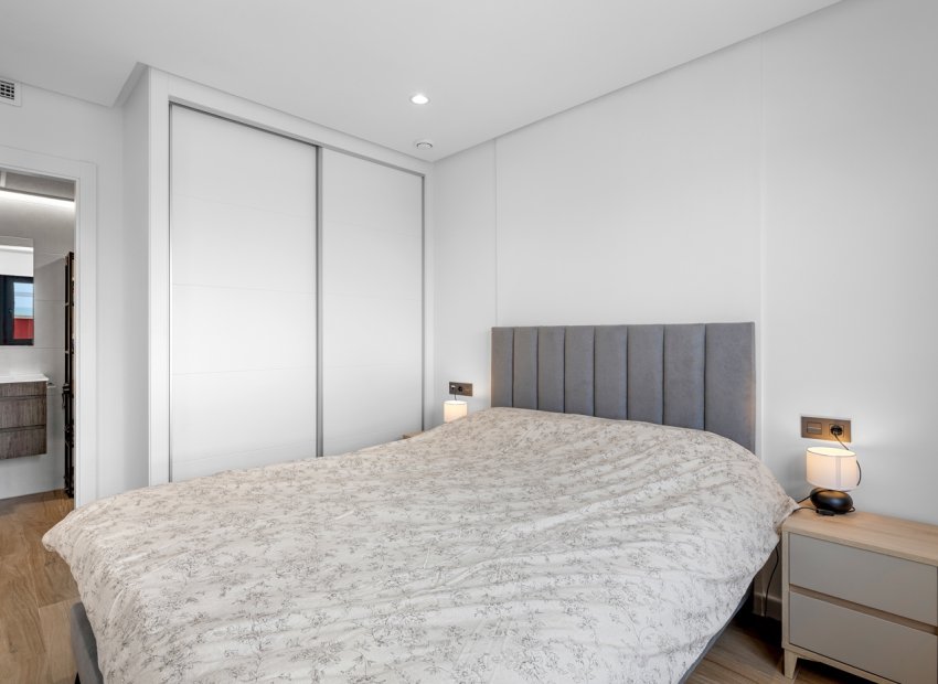 Wiederverkauf - Apartment -
Orihuela - Costa Blanca South