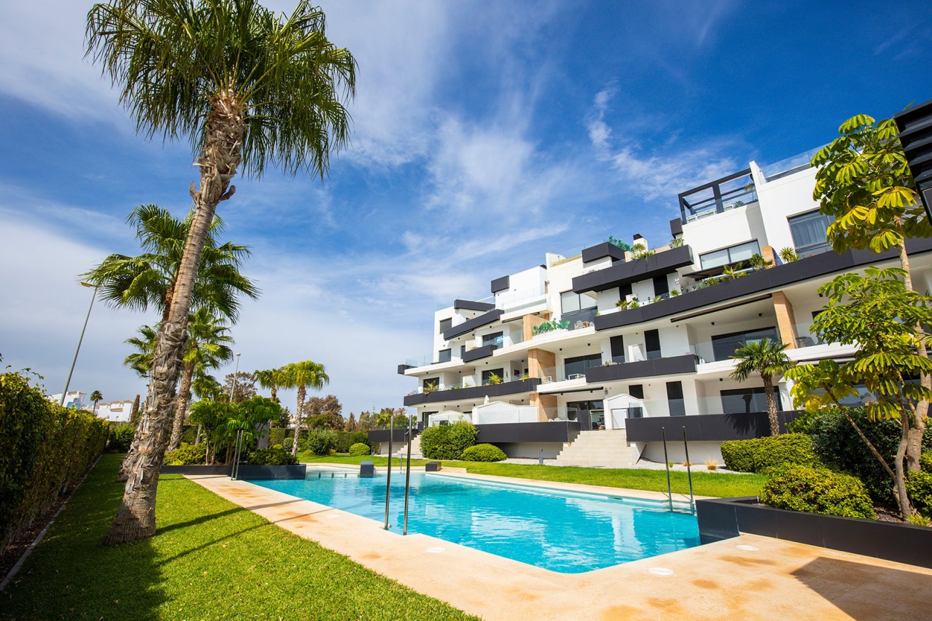Wiederverkauf - Apartment -
Orihuela Costa - Cabo roig - La Zenia