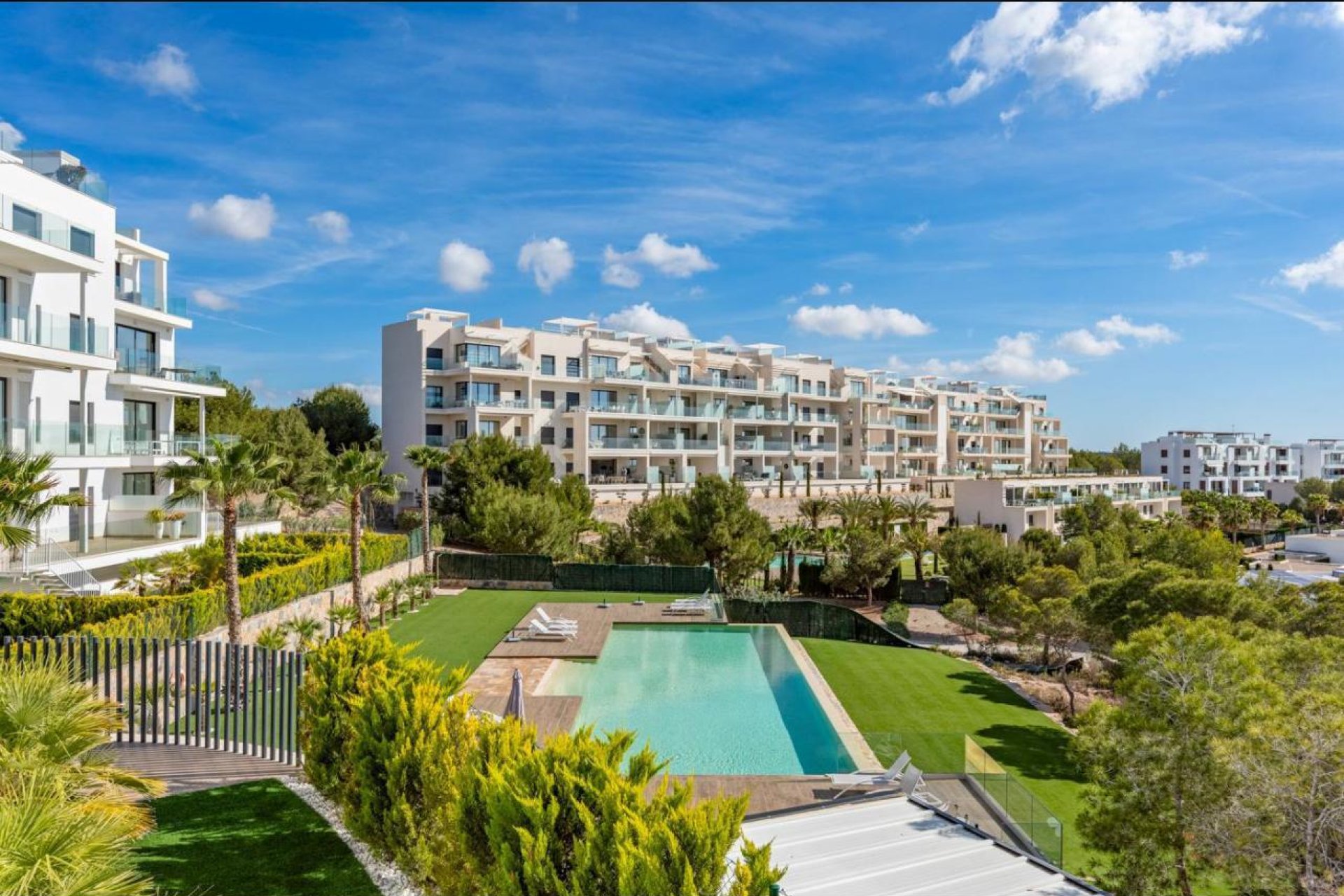 Wiederverkauf - Apartment -
Orihuela Costa - Las Colinas Golf