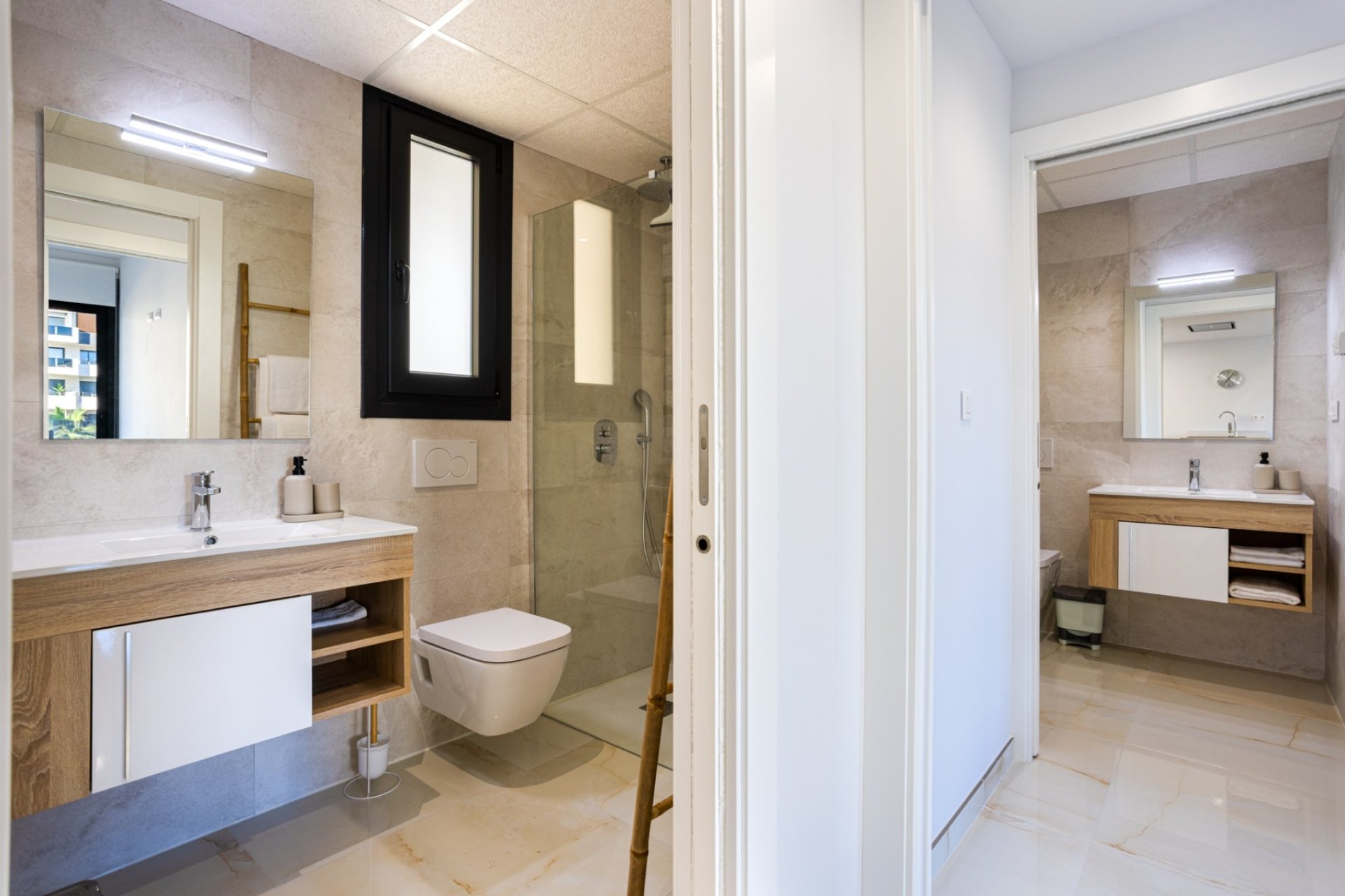 Wiederverkauf - Apartment -
Orihuela Costa - Los Altos