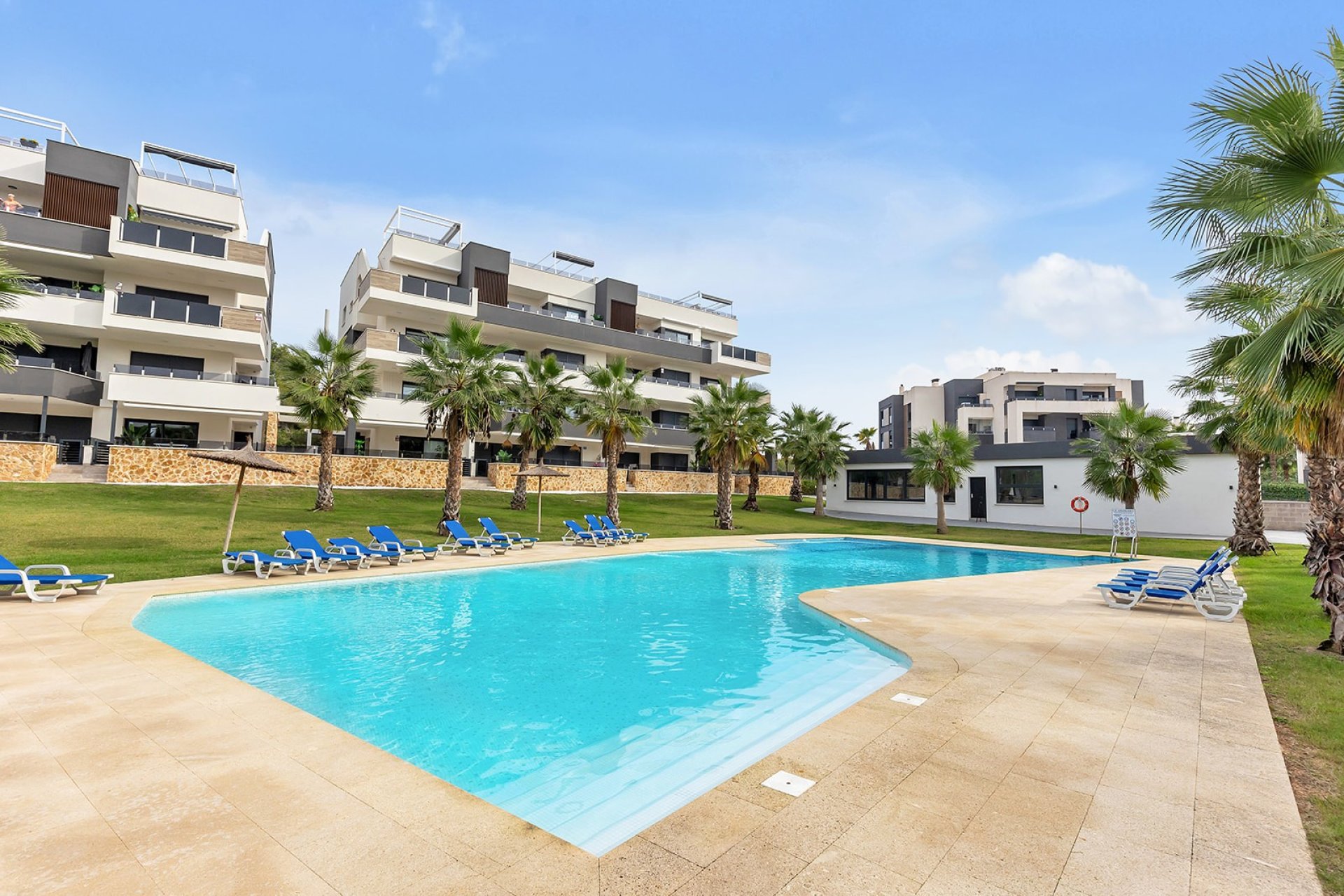 Wiederverkauf - Apartment -
Orihuela Costa - Orihuela