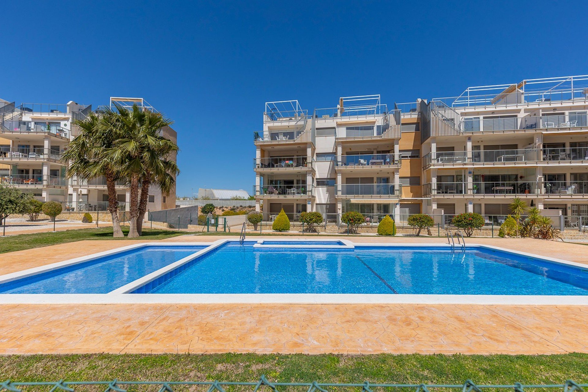 Wiederverkauf - Apartment -
Orihuela Costa - Villamartín