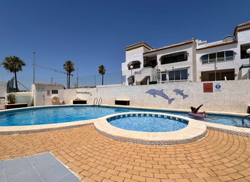 Wiederverkauf - Apartment -
Orihuela - Entre Naranjos - Vistabella Golf