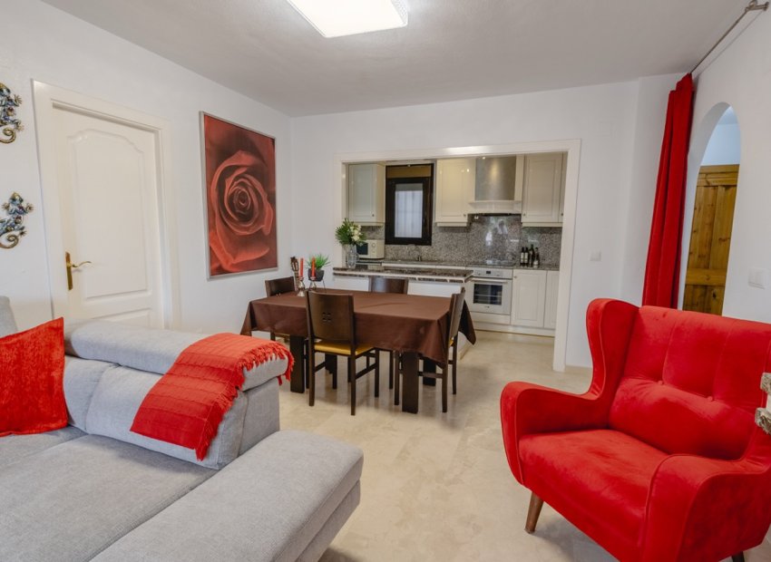 Wiederverkauf - Apartment -
Orihuela - Orihuela Costa