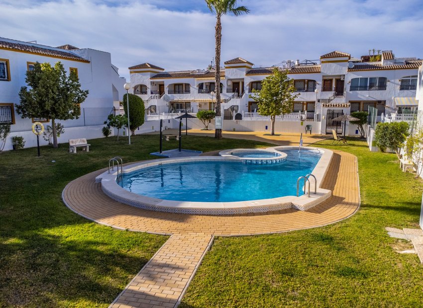 Wiederverkauf - Apartment -
Orihuela - Vistabella Golf