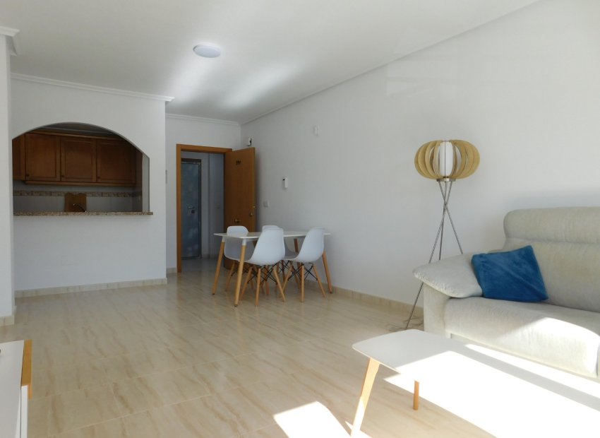 Wiederverkauf - Apartment -
San Miguel de Salinas - San Miguel Salinas