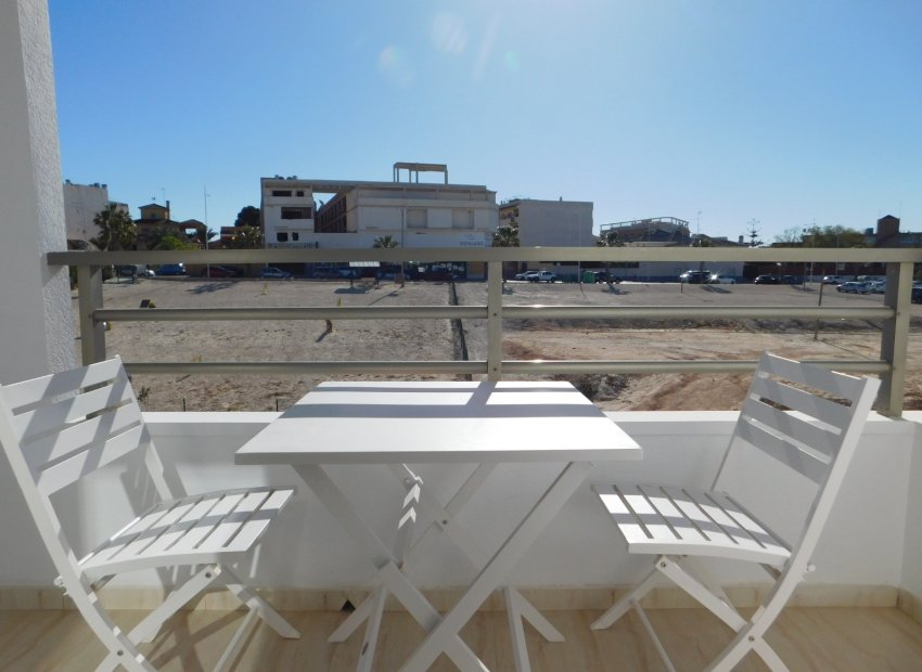 Wiederverkauf - Apartment -
San Miguel de Salinas - San Miguel Salinas