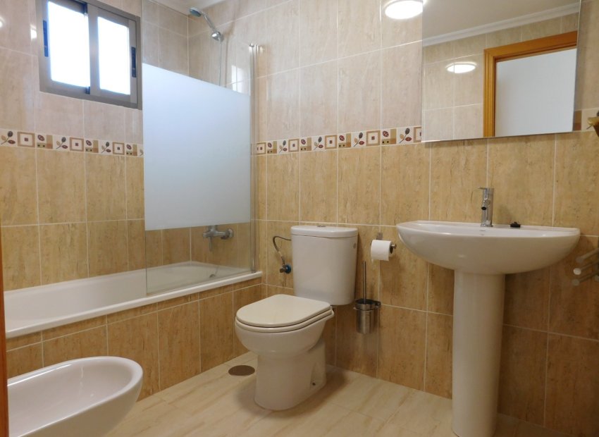 Wiederverkauf - Apartment -
San Miguel de Salinas - San Miguel Salinas