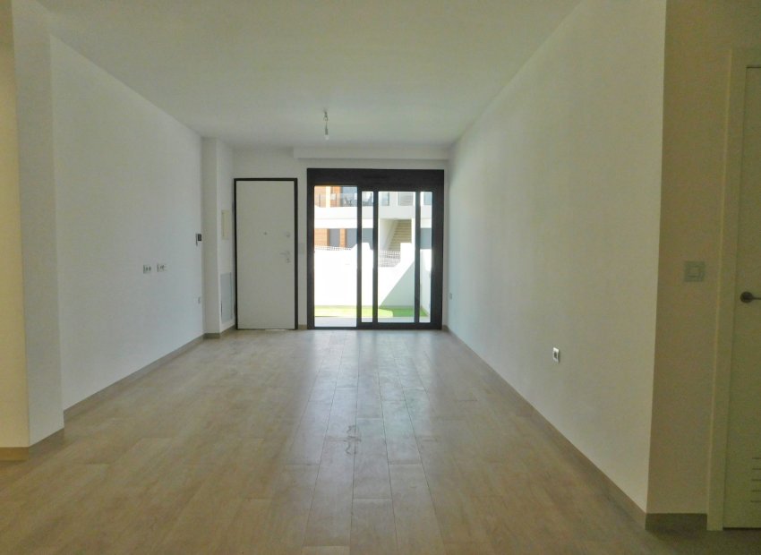 Wiederverkauf - Apartment -
San Miguel de Salinas - San Miguel Salinas