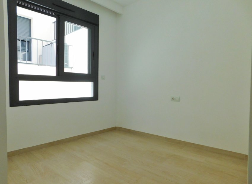 Wiederverkauf - Apartment -
San Miguel de Salinas - San Miguel Salinas