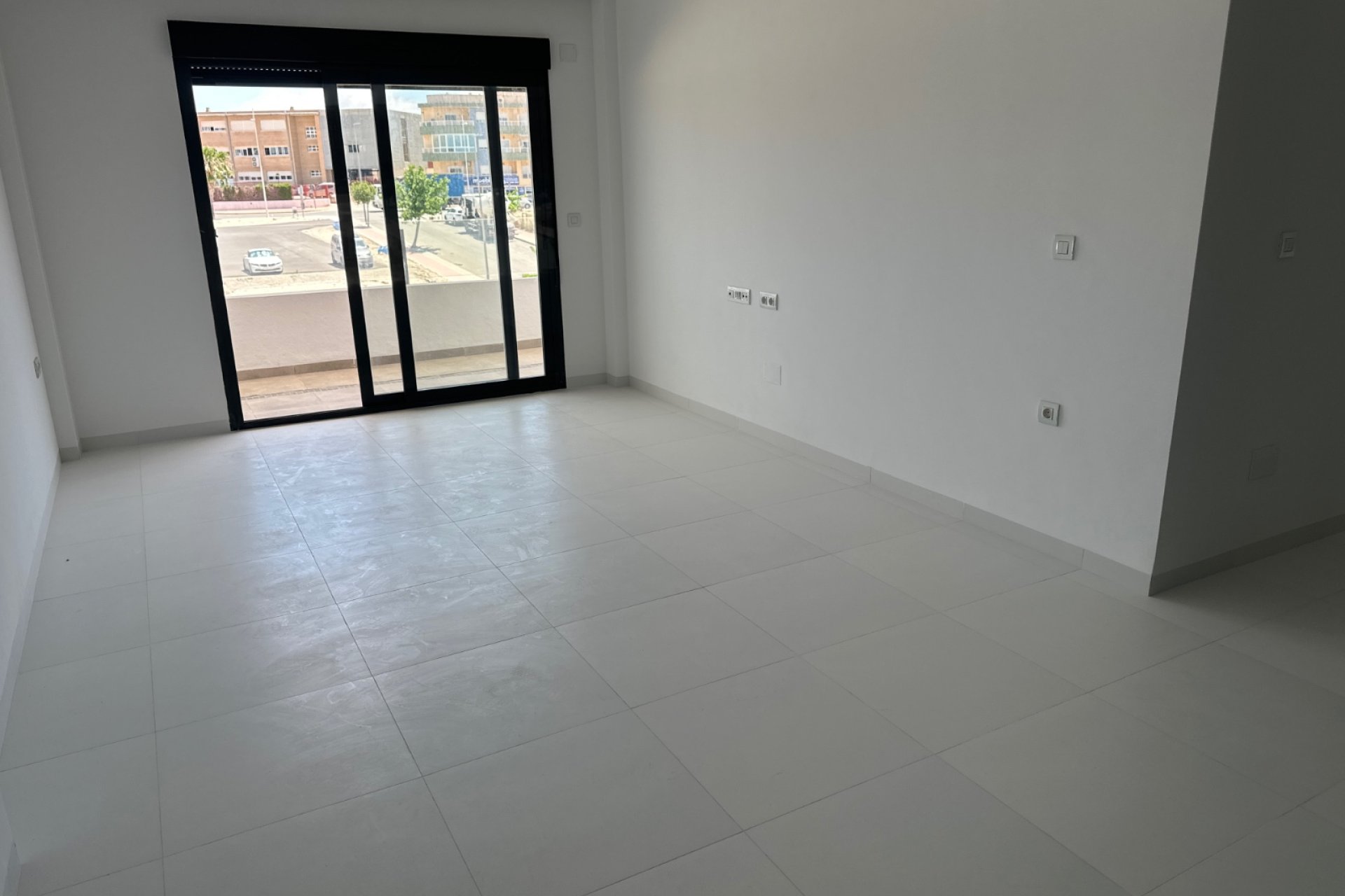 Wiederverkauf - Apartment -
San Miguel de Salinas