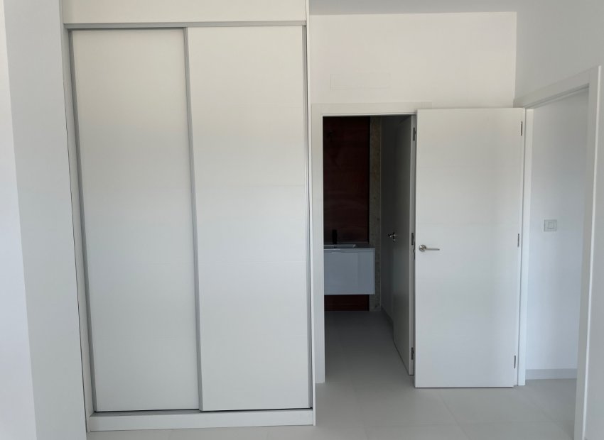 Wiederverkauf - Apartment -
San Miguel de Salinas