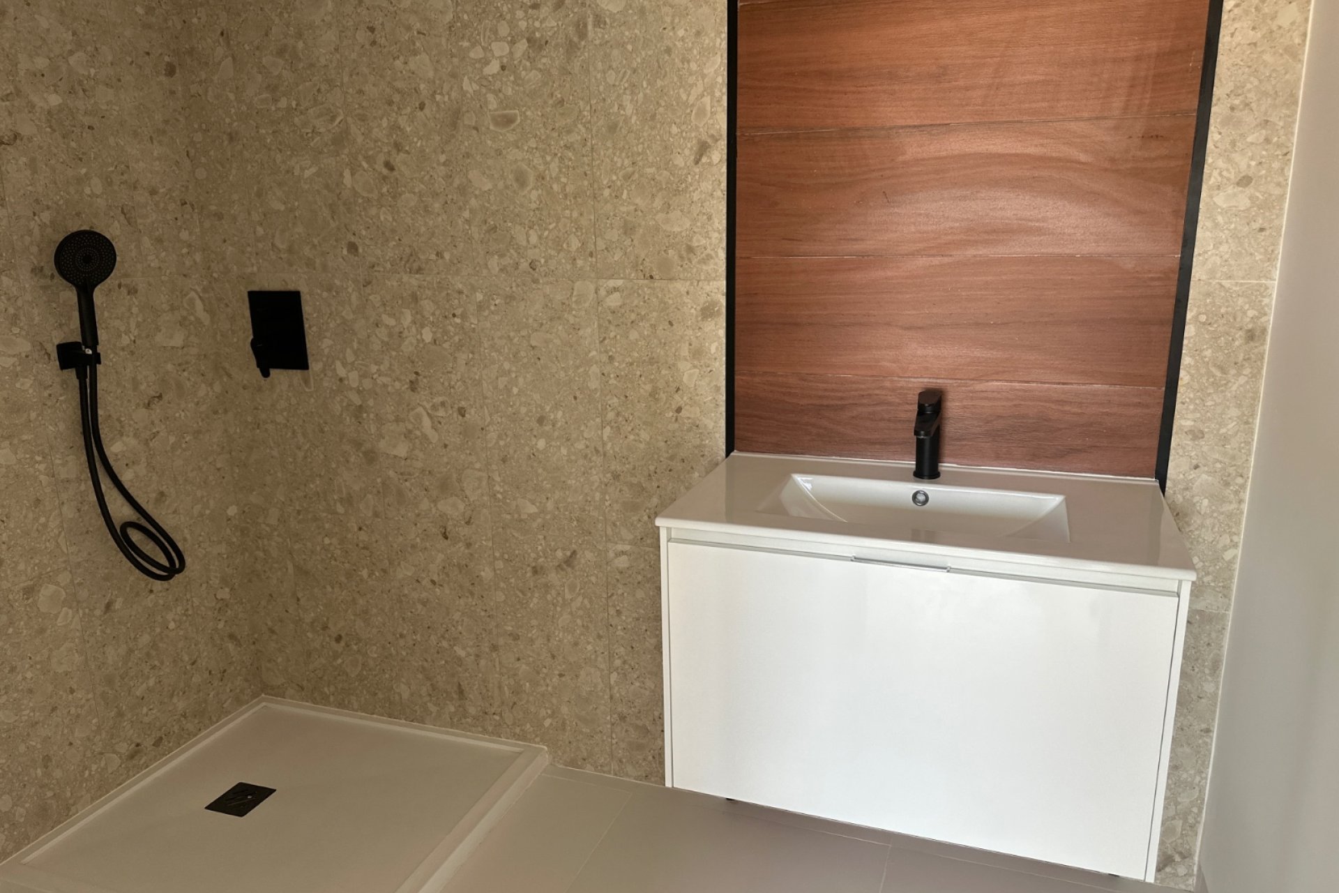 Wiederverkauf - Apartment -
San Miguel de Salinas