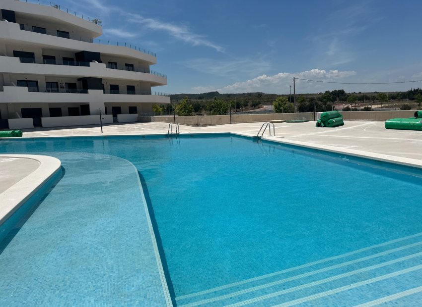 Wiederverkauf - Apartment -
San Miguel de Salinas