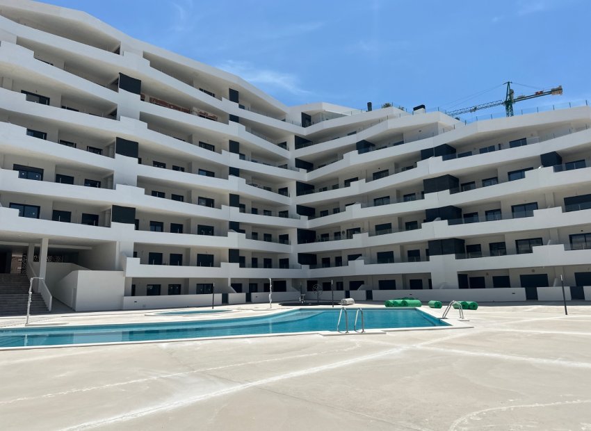 Wiederverkauf - Apartment -
San Miguel de Salinas