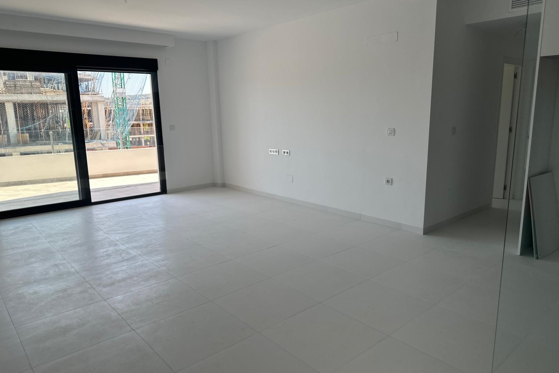 Wiederverkauf - Apartment -
San Miguel de Salinas