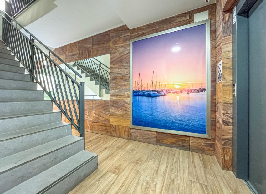 Wiederverkauf - Apartment -
Torrevieja - Nueva Torrevieja