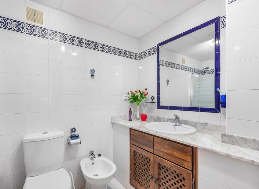 Wiederverkauf - Apartment -
Torrevieja - Playa de los locos