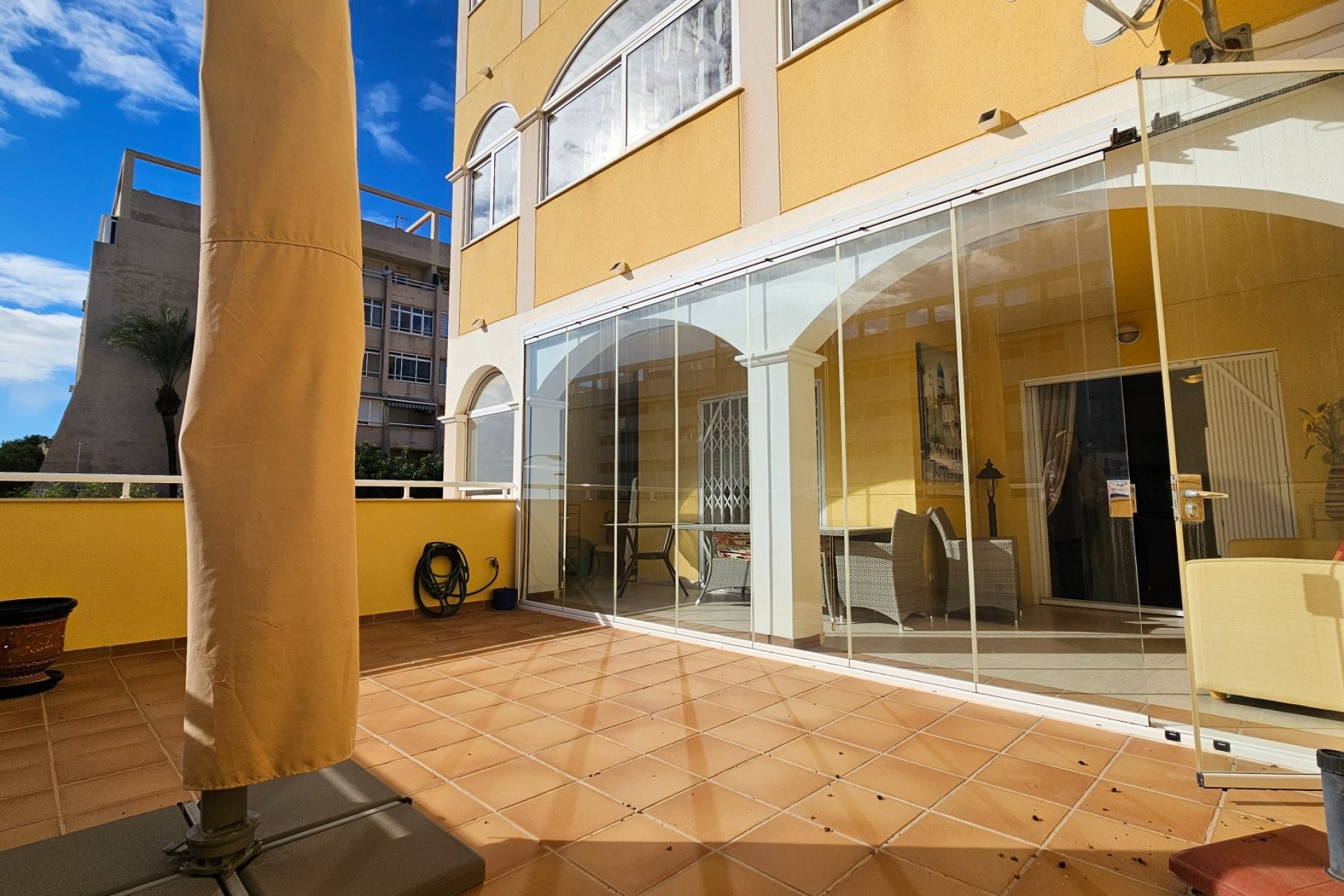 Wiederverkauf - Apartment -
Torrevieja