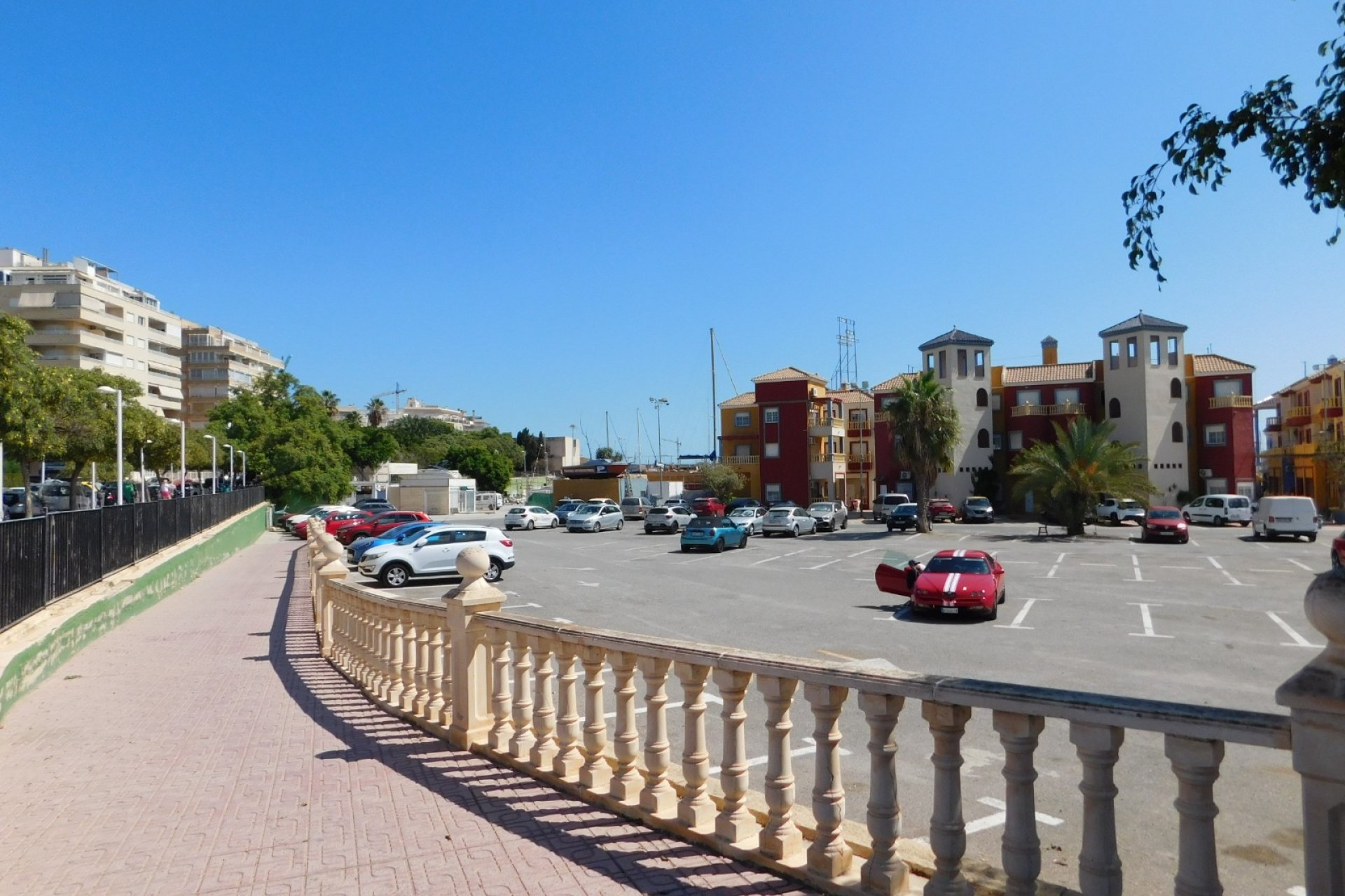 Wiederverkauf - Apartment -
Torrevieja