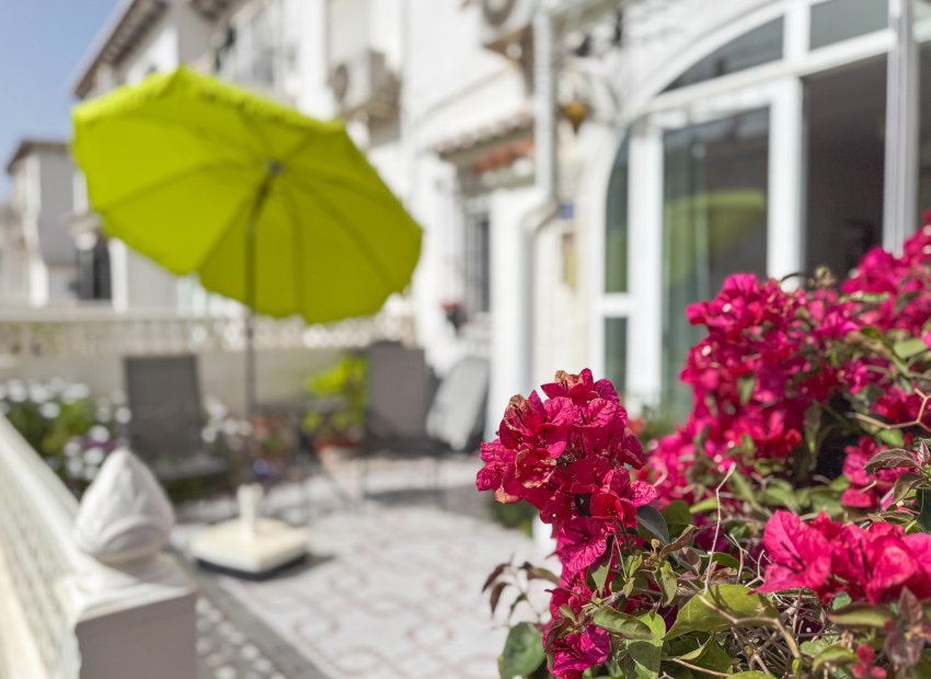 Wiederverkauf - Bungalow -
Torrevieja - Lago Jardin